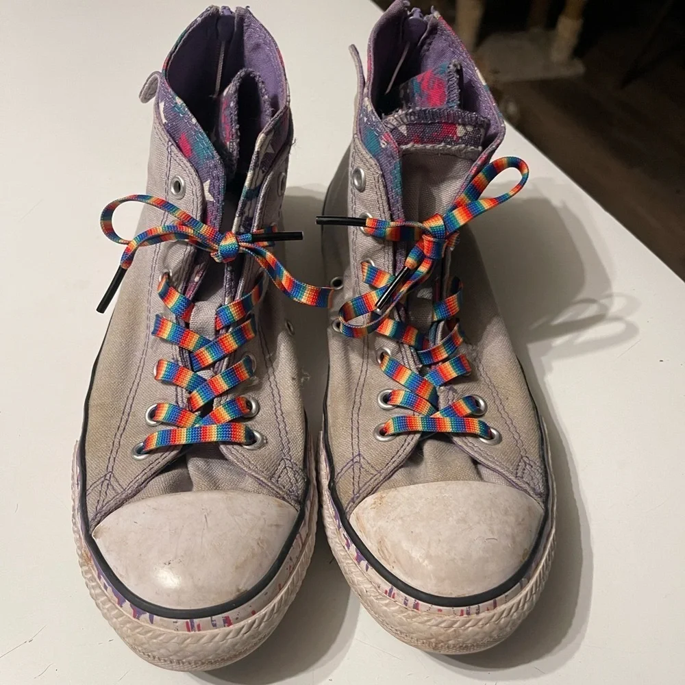 Converse Juniors Size 6 Splatter Paint Drip Double Upper Zipper Back Sneakers
